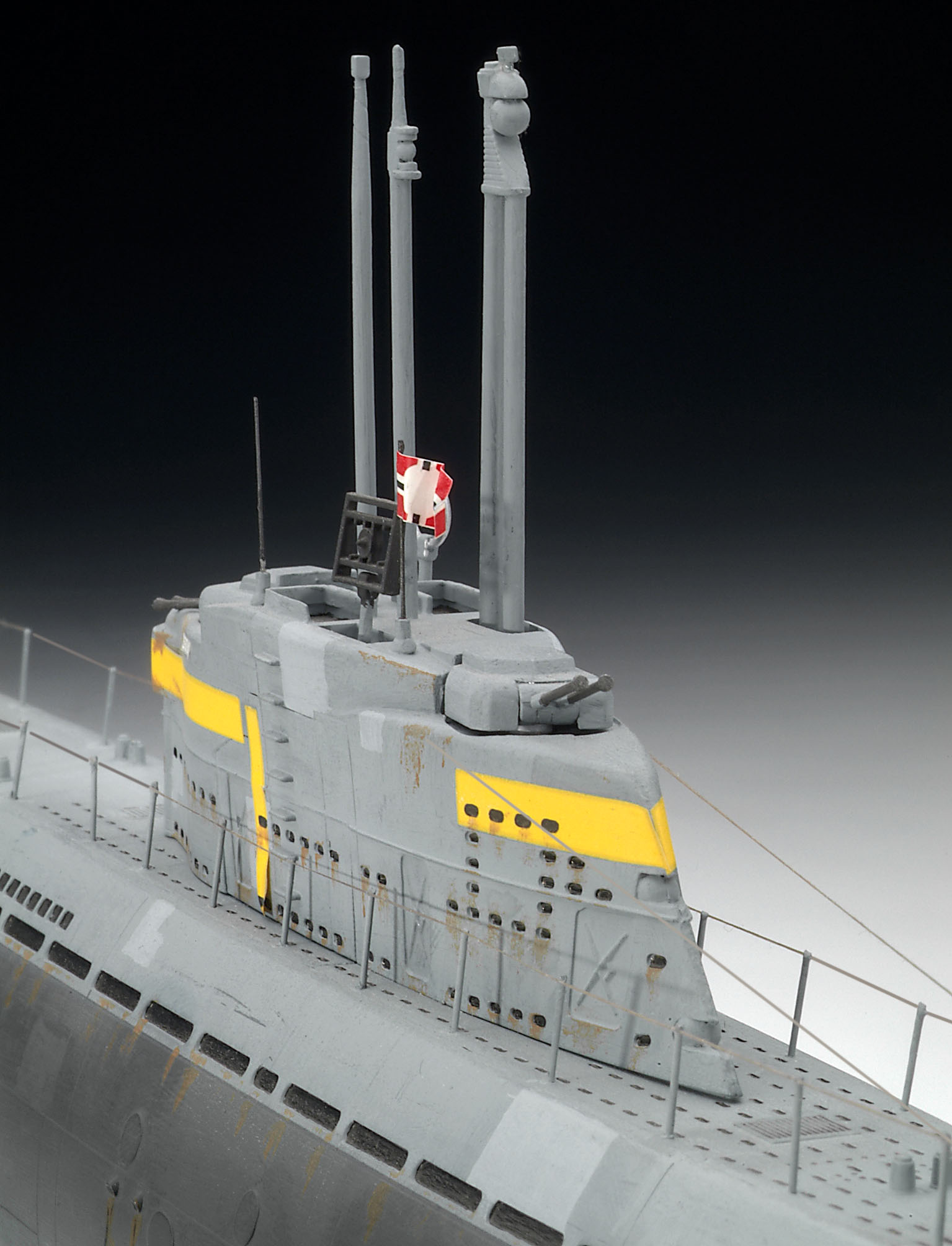 German Submarine Type XXI - 05177