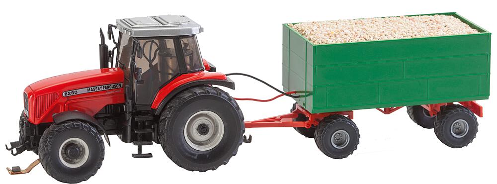 MF Traktor mit Hackschnitzela - 161588